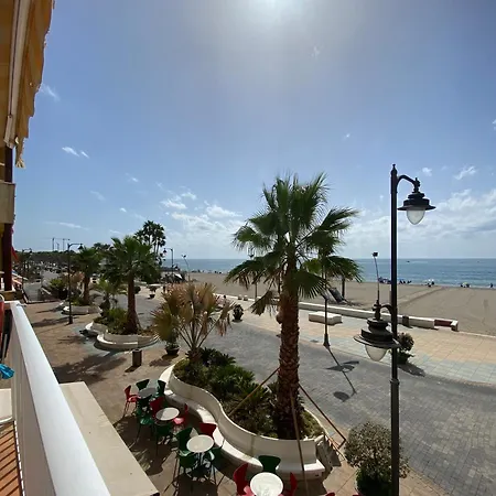 Beautiful Flat With Sea View In The Center Apartamento Estepona