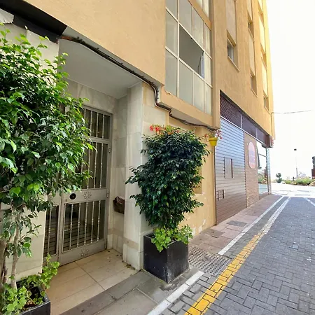 Beautiful Flat With Sea View In The Center Estepona