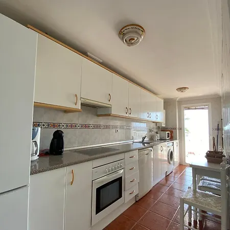 Beautiful Flat With Sea View In The Center Apartment Estepona