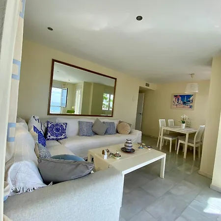 Beautiful Flat With Sea View In The Center * Estepona
