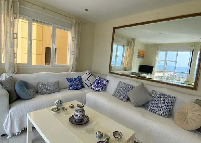 Beautiful Flat With Sea View In The Center Apartamento *
