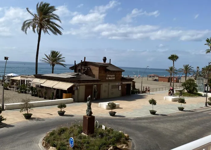 Beautiful Flat With Sea View In The Center Apartamento Estepona