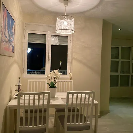 Daire Beautiful Flat With Sea View In The Center *